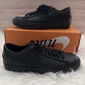 Nike Shoes Blazer Low 77‎ Wmns Size 5 Triple Black Casual School DC4769 002 NEW